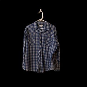Wrangler dress shirt